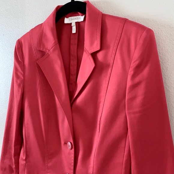Escada red blazer 34 - Picture 4 of 7